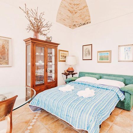 Appartamento Fronte Mare A Ospedaletti By Wonderful Italy Exterior foto